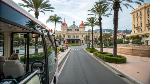 Bus de transport en direction du Casino de Monte-Carlo